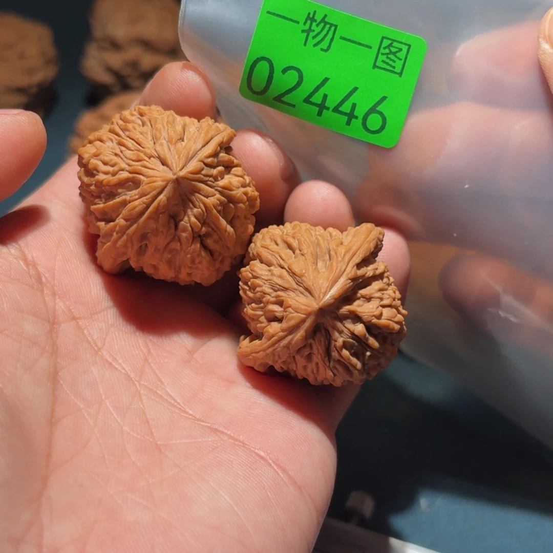 吊坠文玩核桃南疆