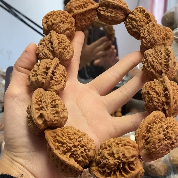 文玩核桃把件38.5官帽老树油手持