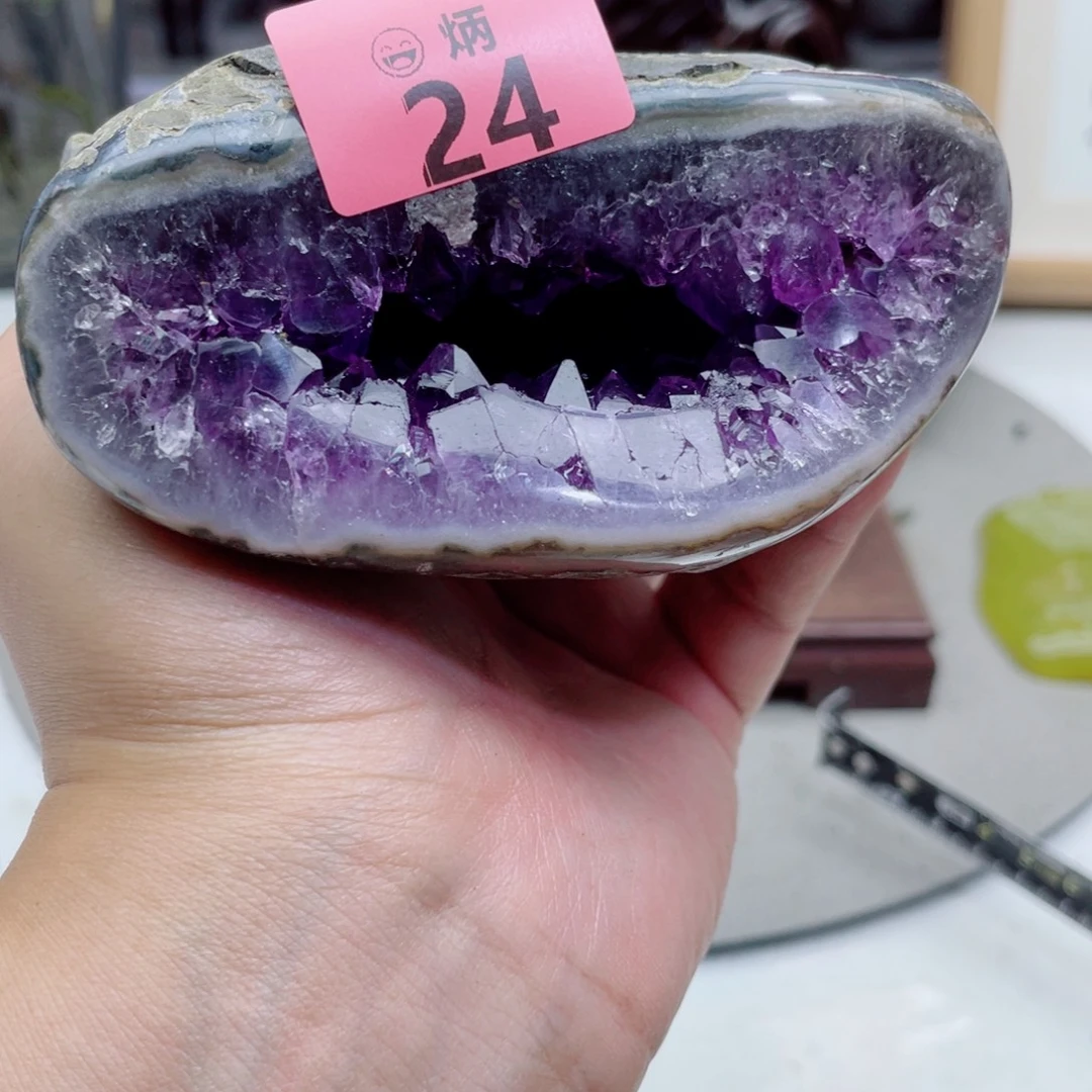 未镶嵌水晶大型摆件（非配饰）