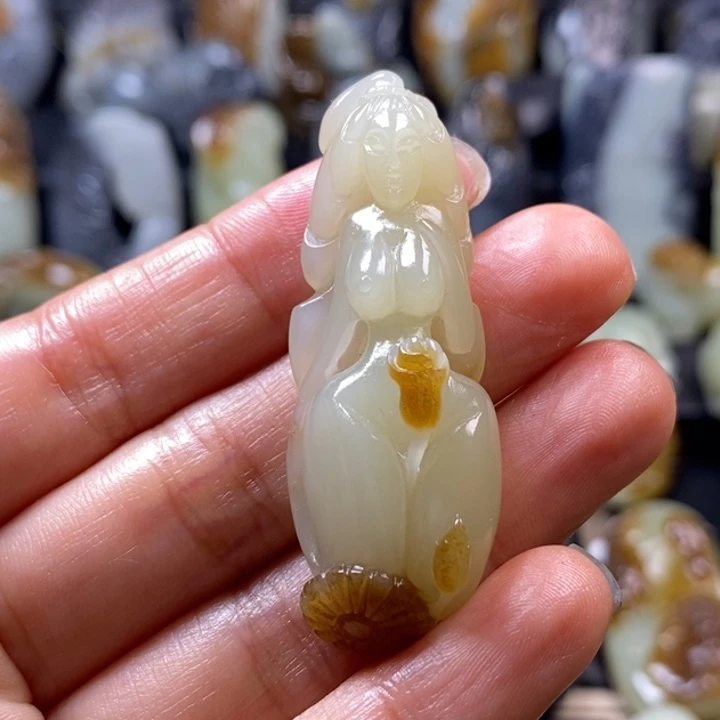 和田玉未镶嵌挂件