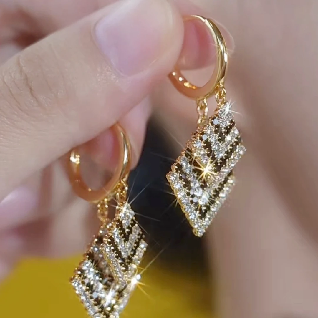 925银针锆石耳饰 时尚千鸟格气质百搭时尚高级感女士耳饰