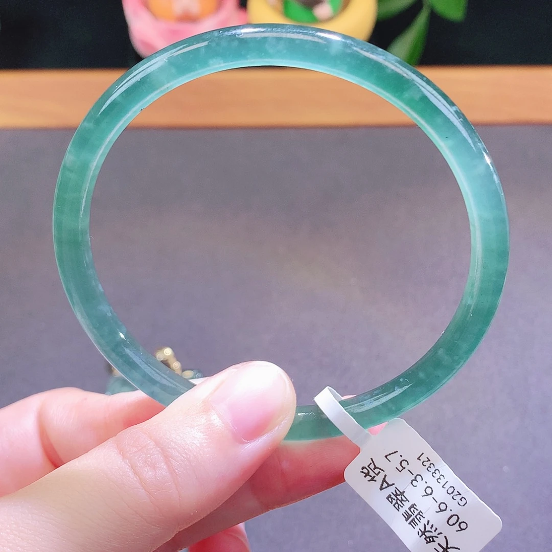 翡翠未镶嵌手镯天然翡翠
