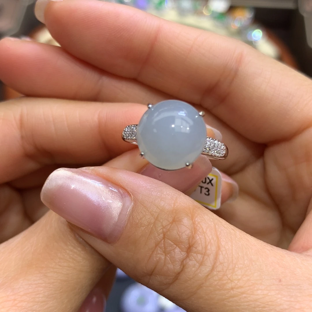 翡翠颈饰银S925镶嵌翡翠吊坠