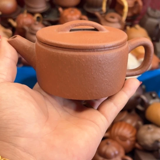 紫砂茶壶瑕疵…………………………