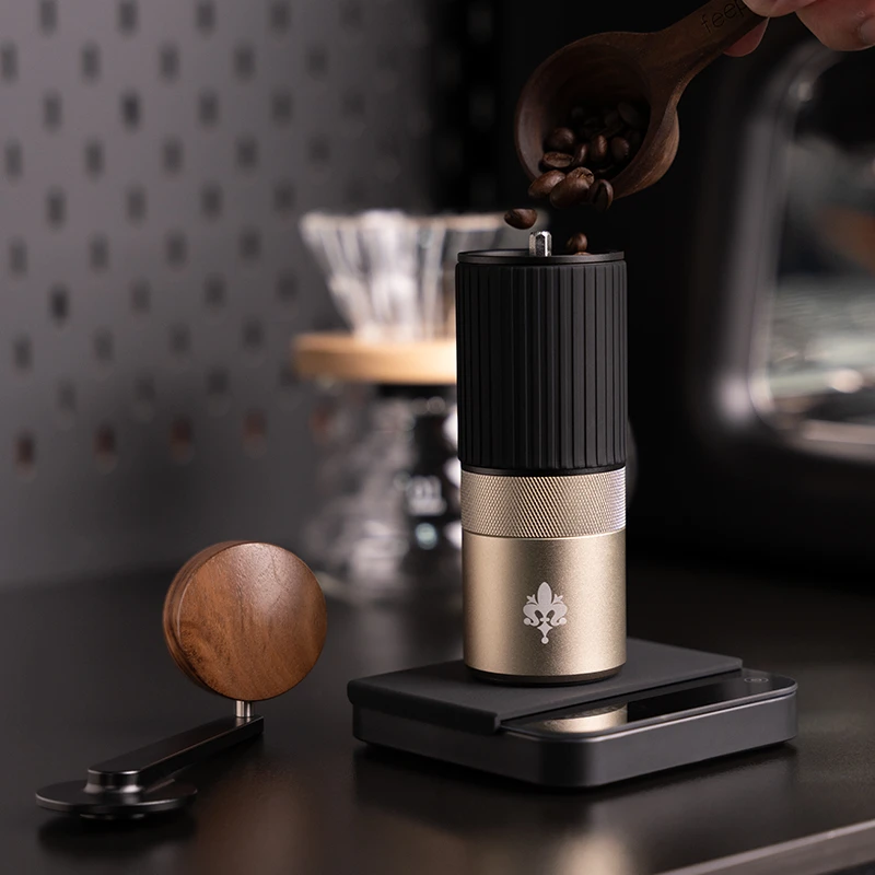 七星刀盘24点手摇磨豆机咖啡豆研磨机手磨手冲器具意式摩卡壶便携