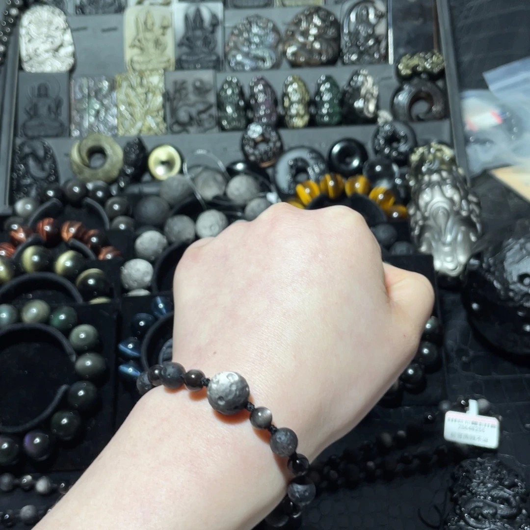 天***哩黑曜岩未镶嵌珠宝奇石