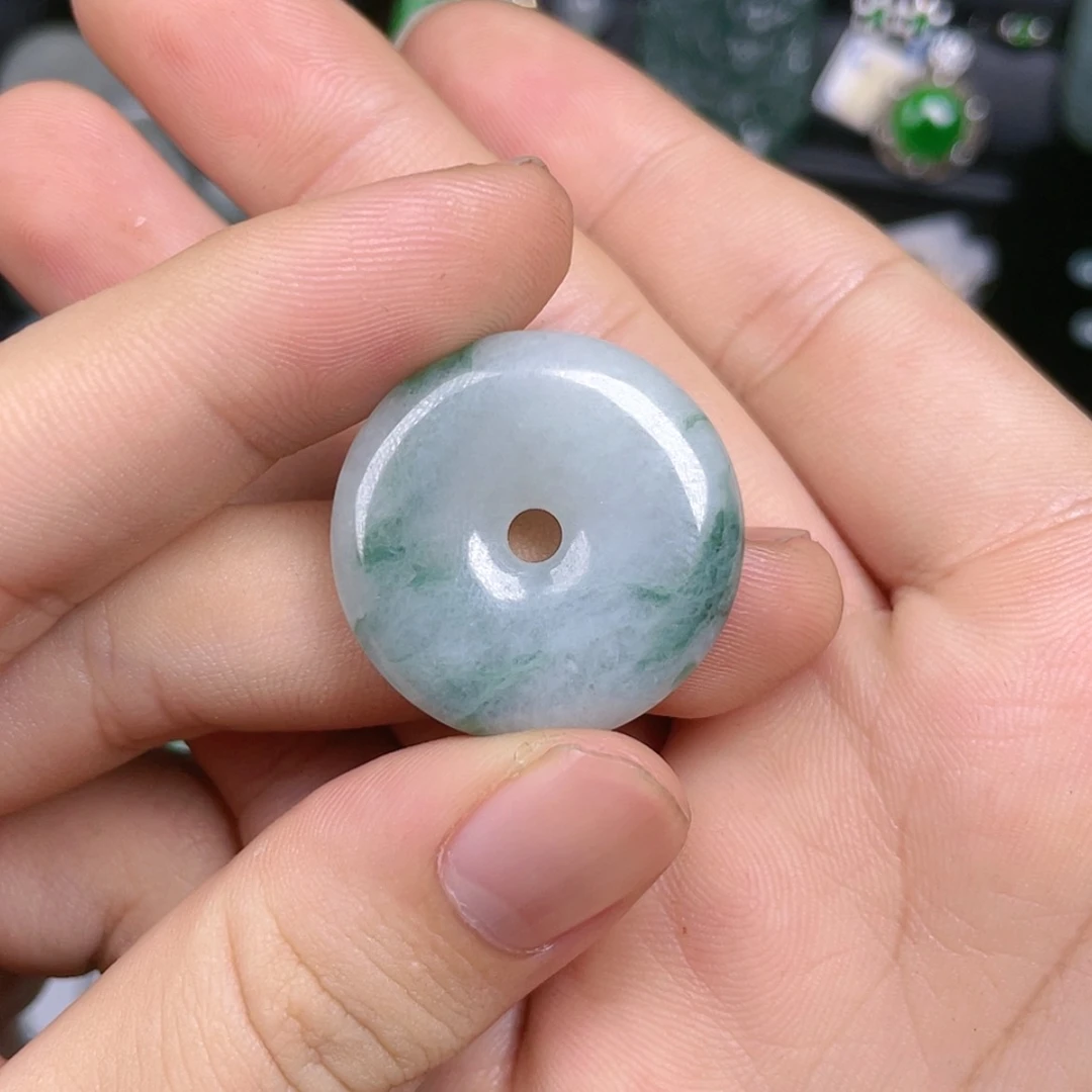 【闪购商品】颈饰未镶嵌翡翠平安扣
