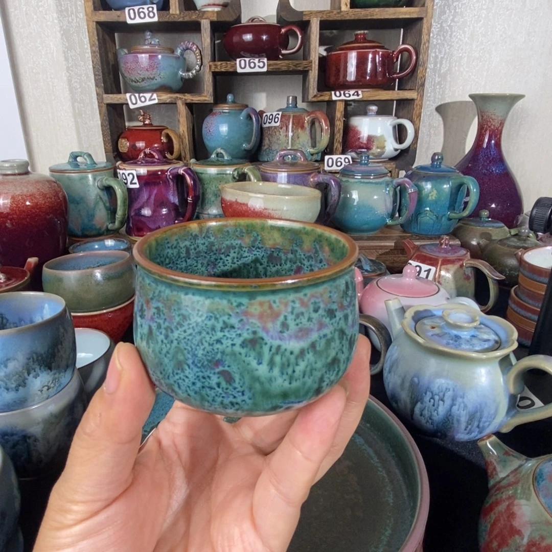 谢***E中国神后钧瓷茶具处理