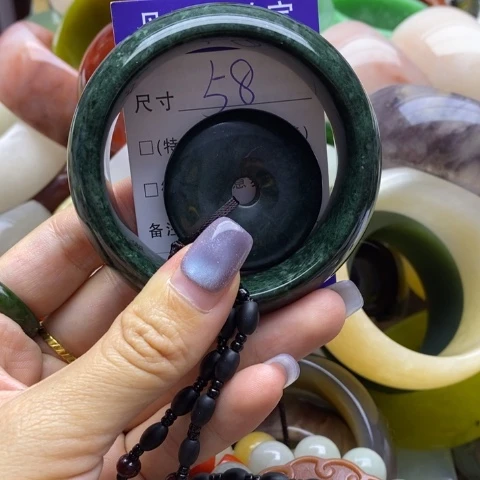 未镶嵌蛇纹石玉手镯