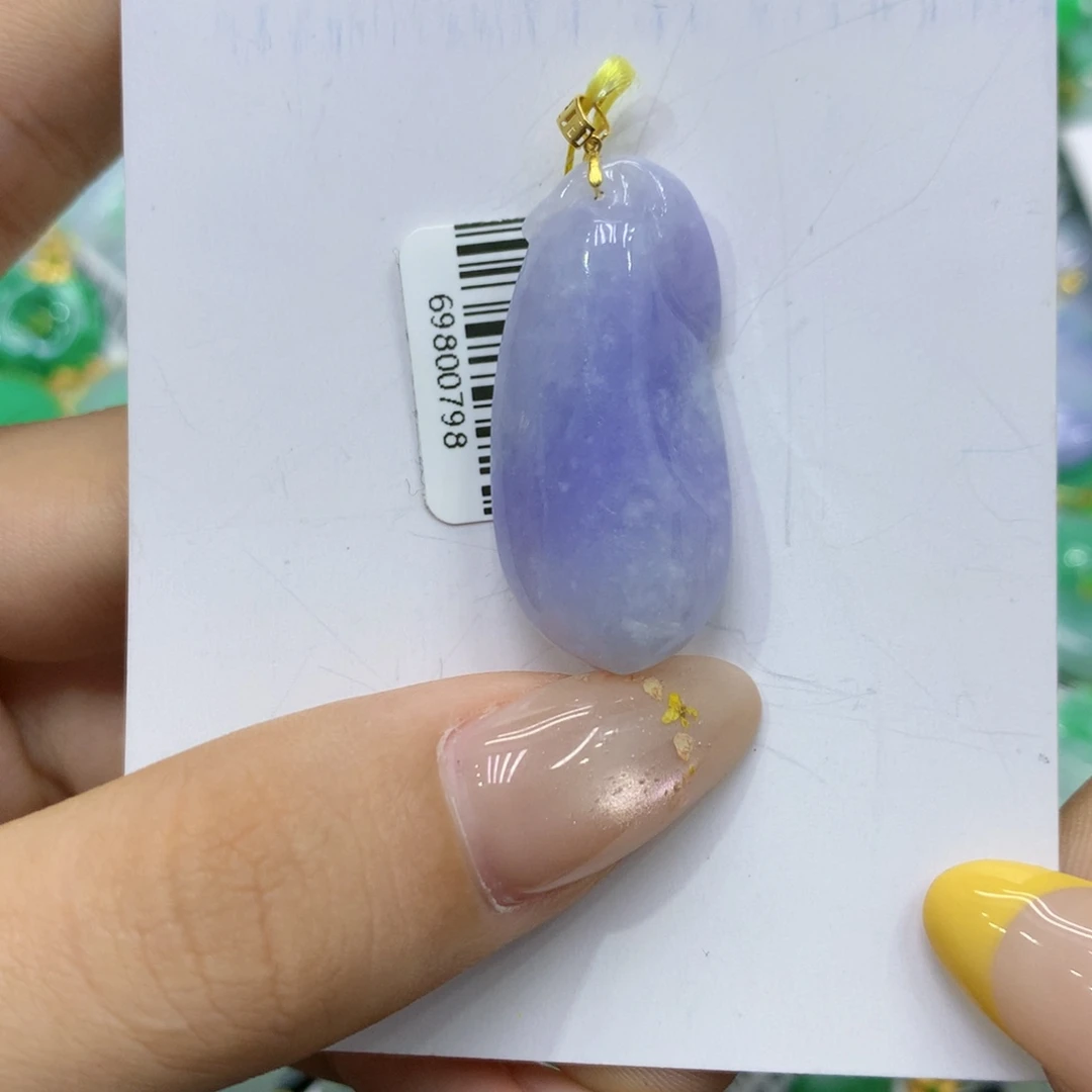 颈饰18K金镶嵌翡翠