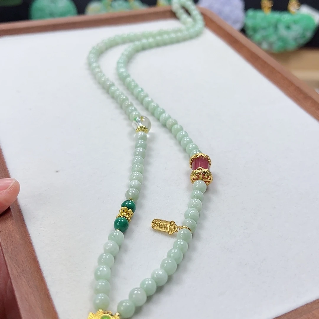 颈饰未镶嵌翡翠项链