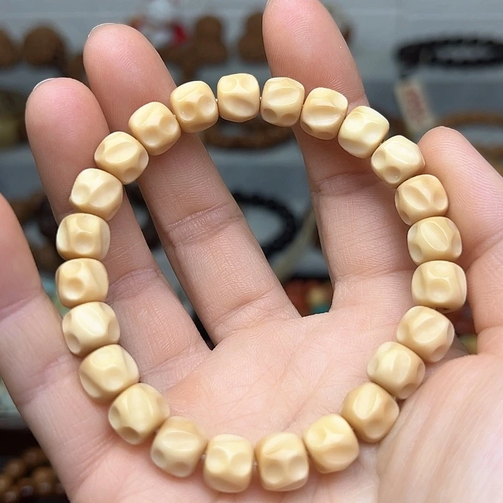 菩提根/象牙果吊坠9.6m m龙脊菩提无相单圈