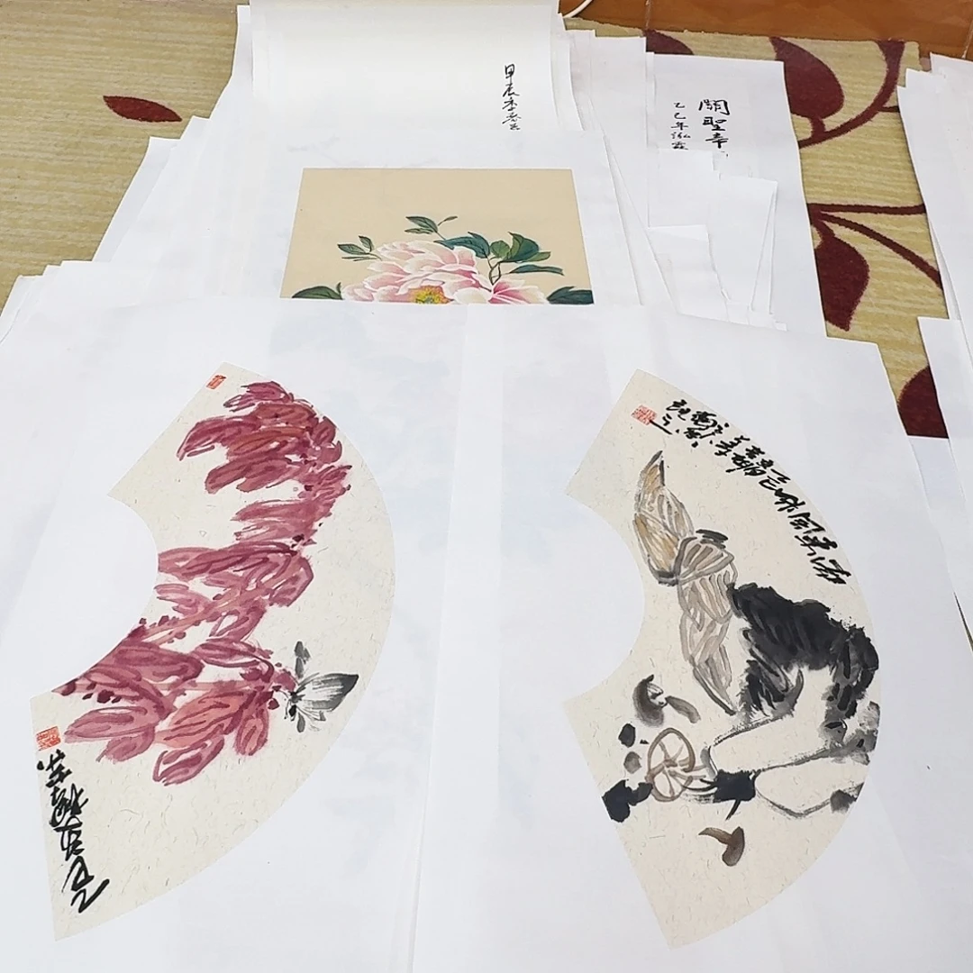 国画扇面手绘作品两张