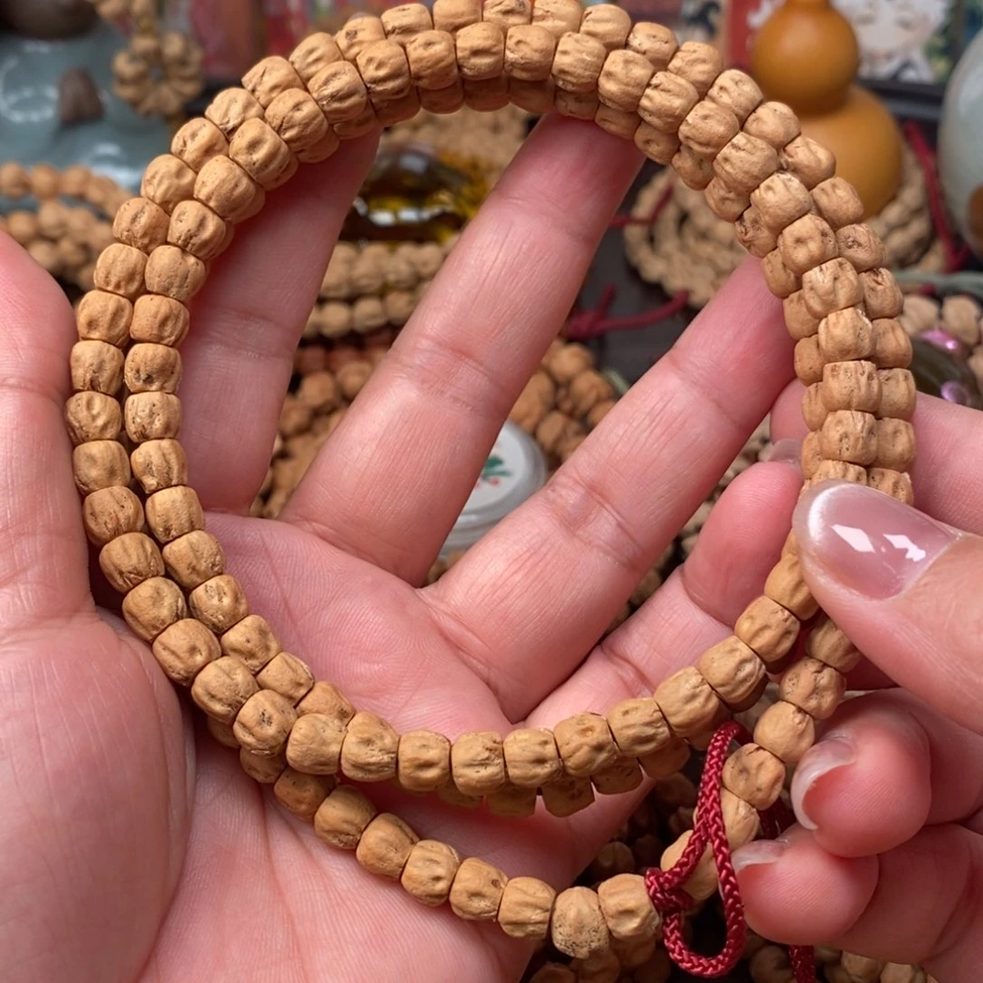 D***d吊坠柏香籽/百香籽