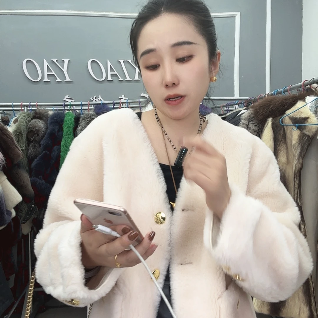 小号姚小妖家高端皮草