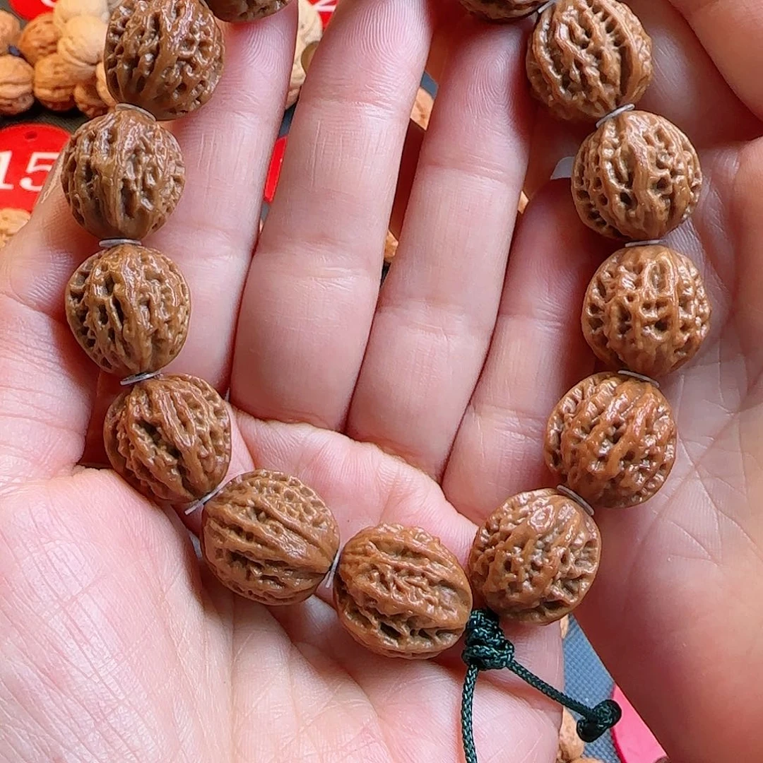 文玩核桃手串密纹