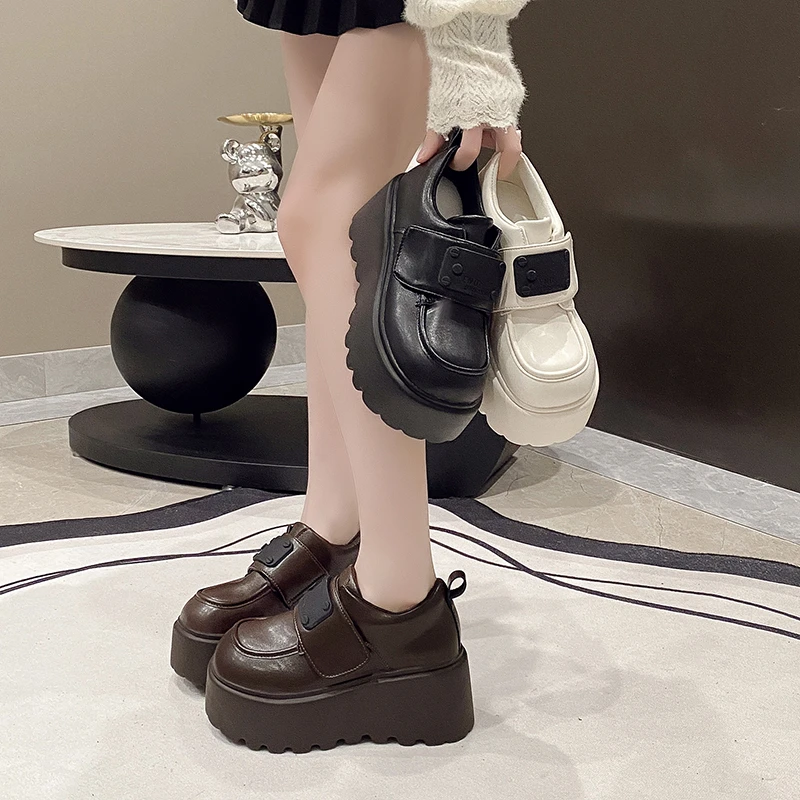 增高英伦风小皮鞋女2025春季新款厚底松糕8cm配裙子魔术贴乐福鞋