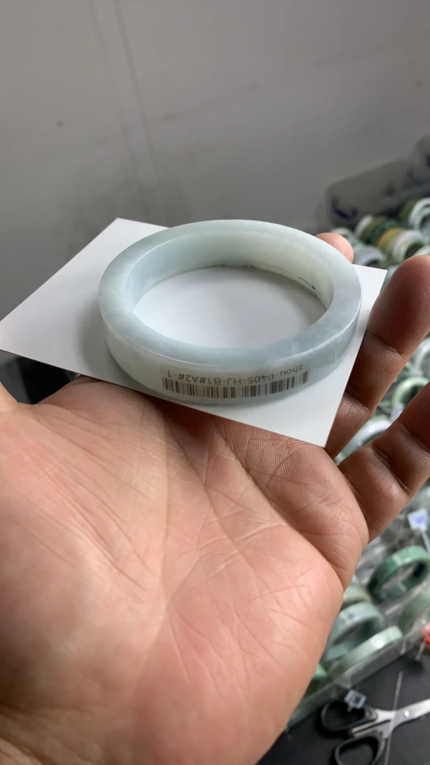 天然A货缅甸翡翠手镯定制58-59