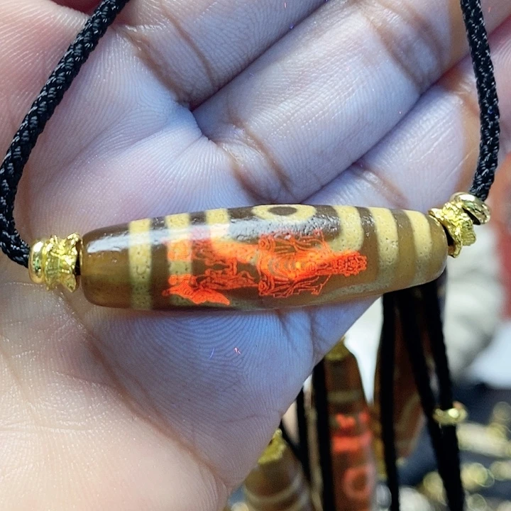 玛瑙/玉髓合金颈饰