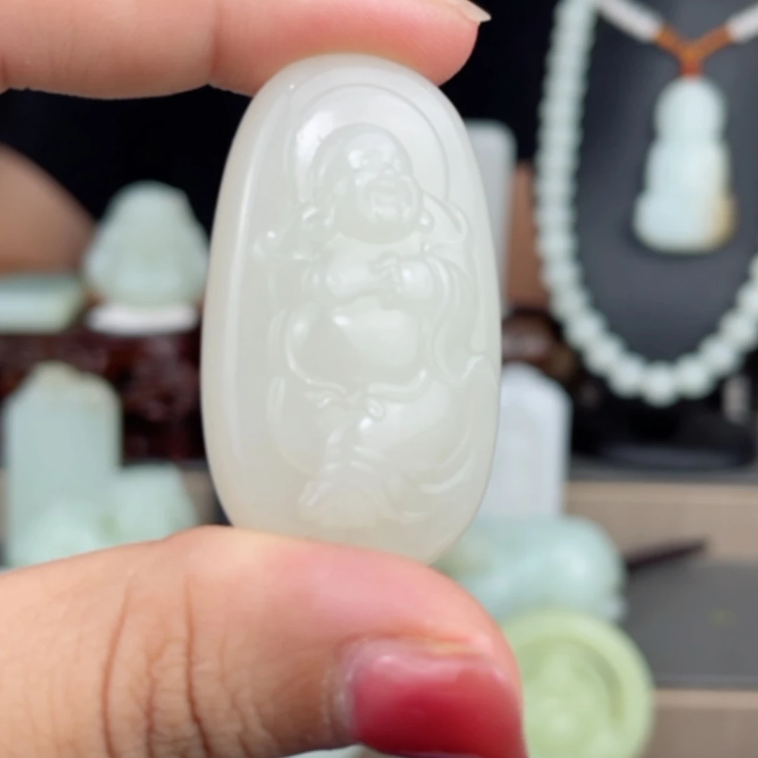 【闪购商品】颈饰未镶嵌和田玉