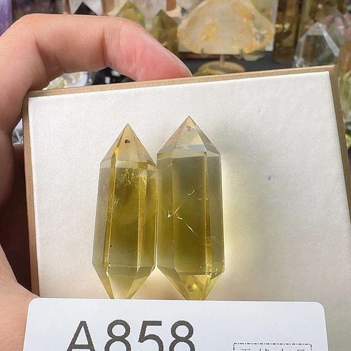 小***奶未镶嵌珠宝半成品水晶858打孔