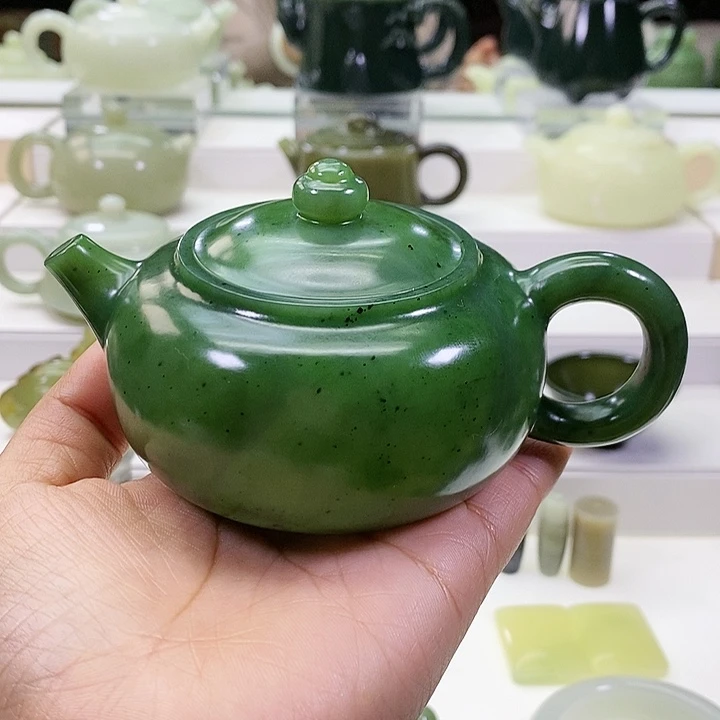 未镶嵌和田玉挂件一****师茶壶