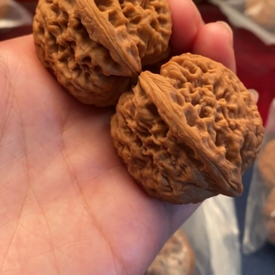 【闪购商品】文玩核桃吊坠南疆