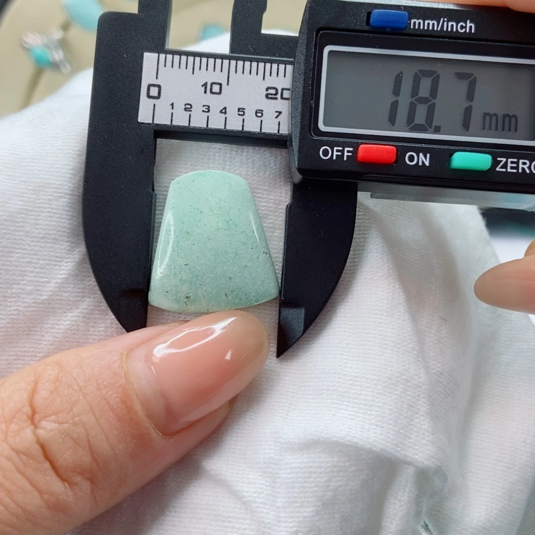 未镶嵌南红玛瑙珠宝奇石
