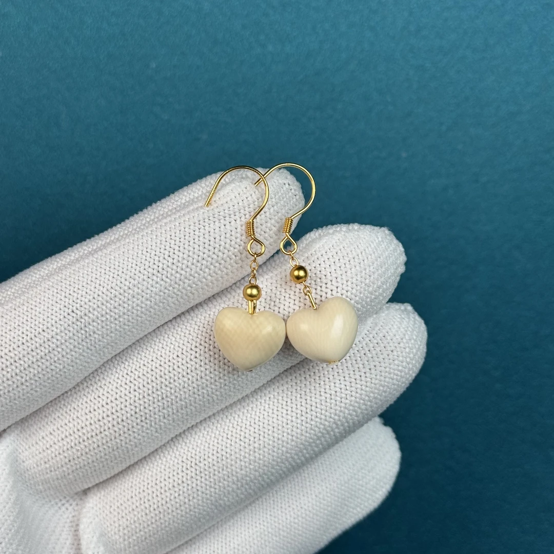 H7153天然猛犸牙 爱心耳钉对装 约11.5mm支持复检假一罚十