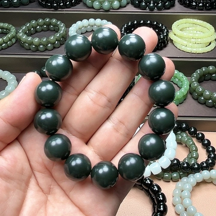 【闪购商品】未镶嵌手链和田玉（糖玉）陈*令