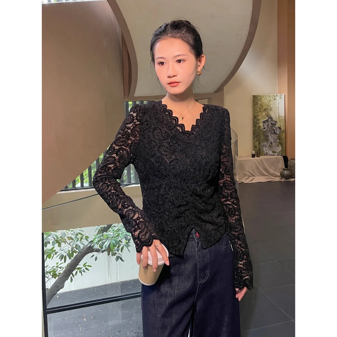 v领蕾丝黑色打底衫2025新款秋冬季开叉长袖t恤外穿内搭上衣高级感