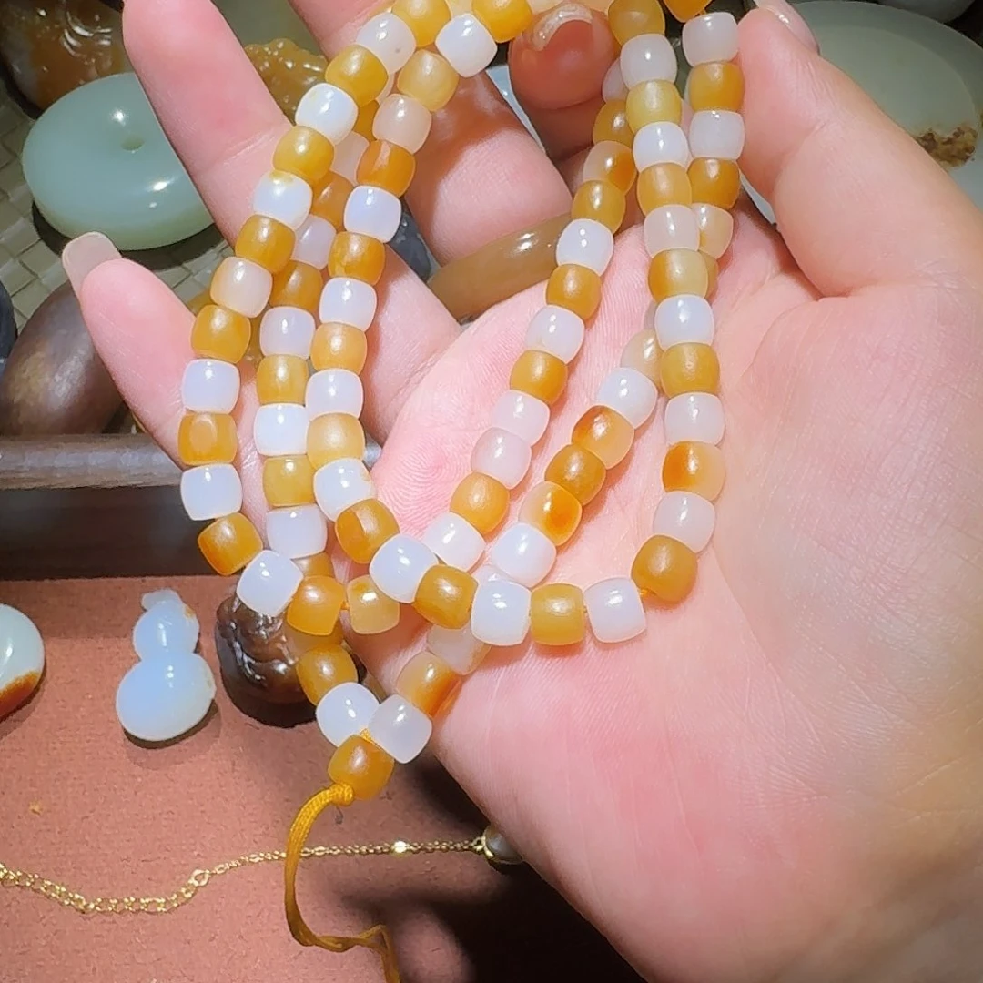 虎***哥和田玉未镶嵌颈饰