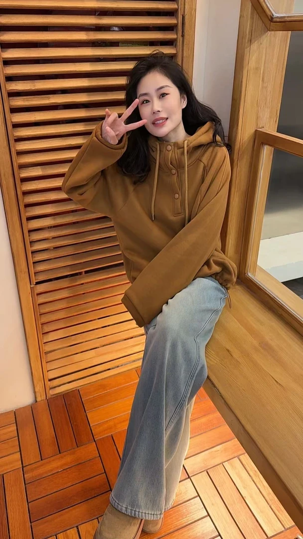 Miss huo 连帽加绒卫衣 A桔色 916-2