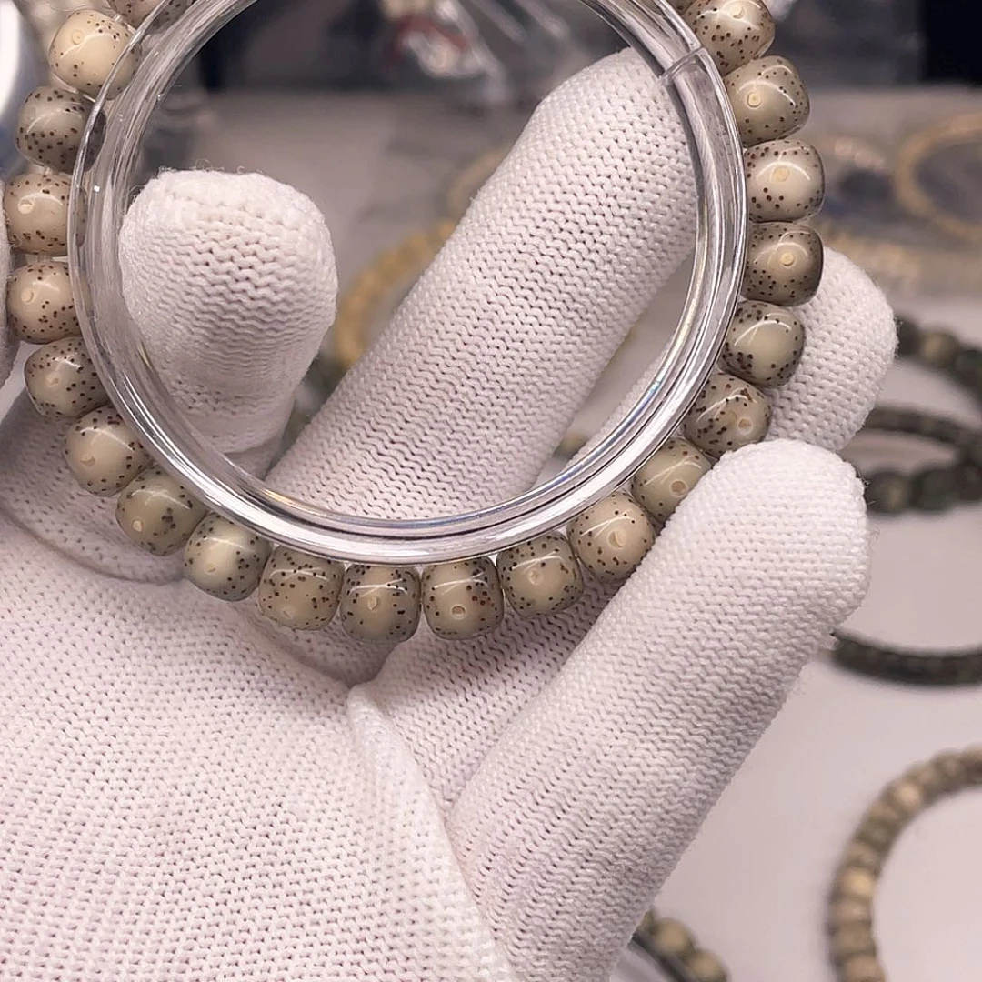 星月菩提手串爱****崽灰冰