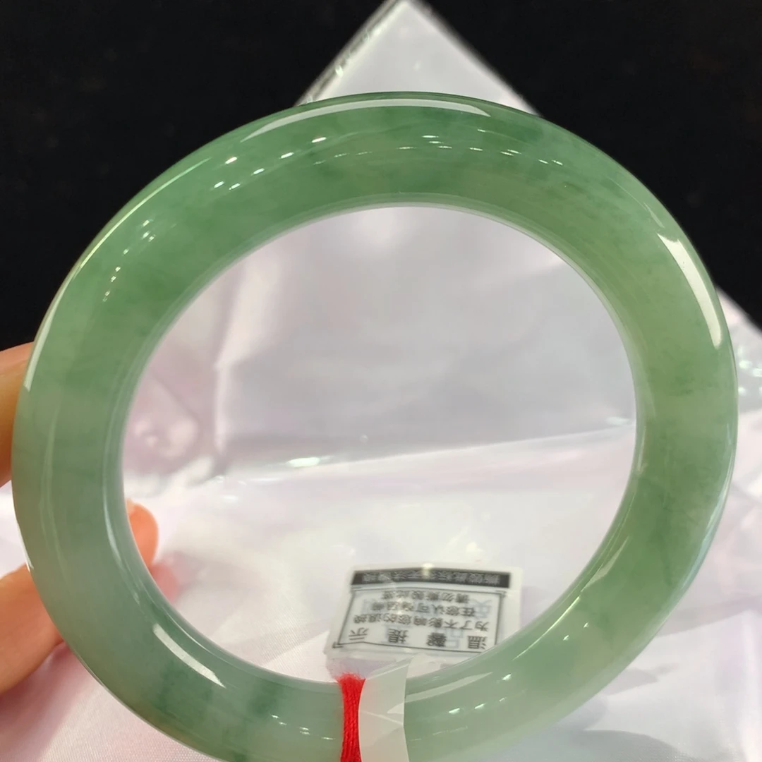 翡翠手镯未镶嵌111-2688