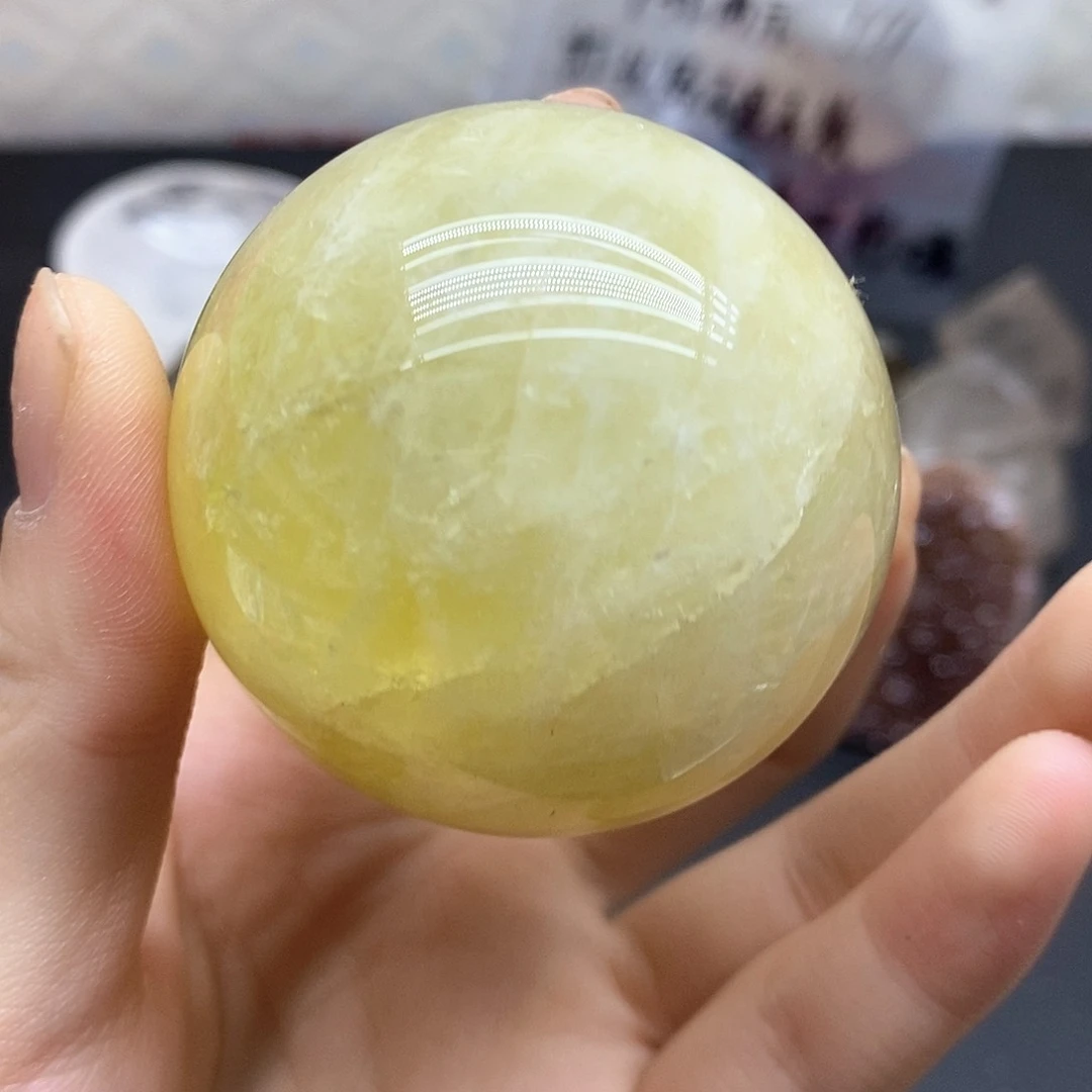 未镶嵌颈饰水晶71
