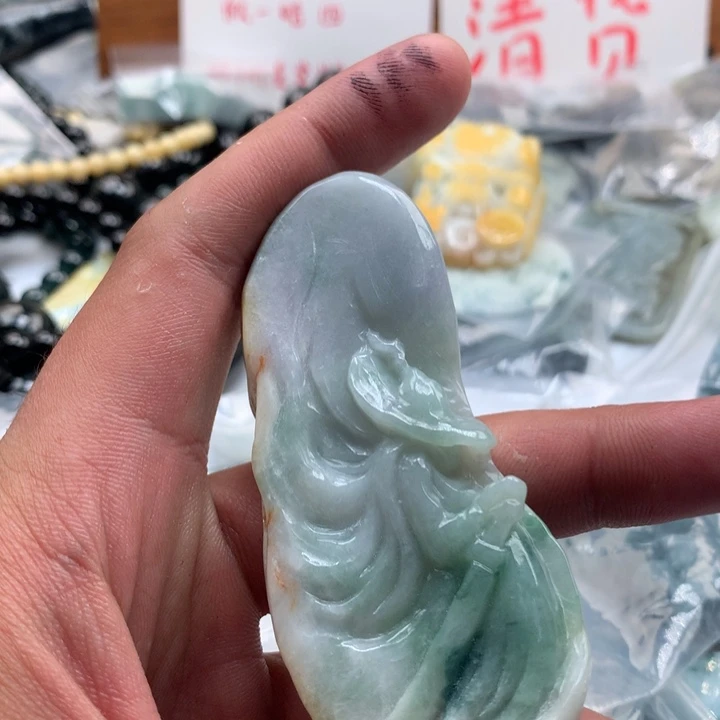 翡翠未镶嵌颈饰保真天然a货翡翠