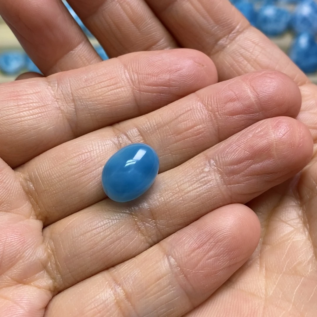 英***1针钠钙石（海纹石）未镶嵌颈饰