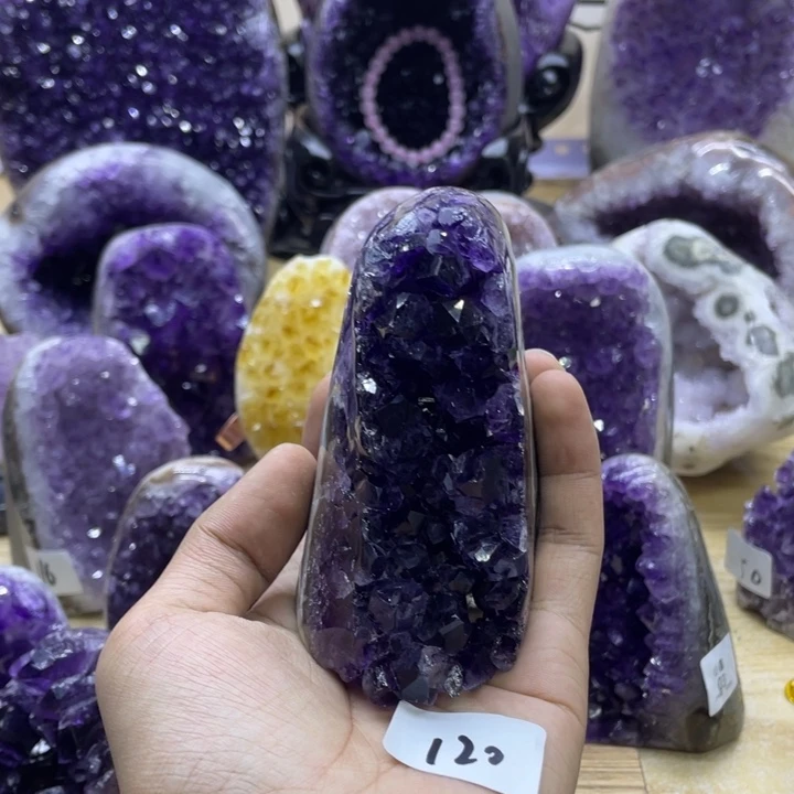 未镶嵌大型摆件（非配饰）紫晶