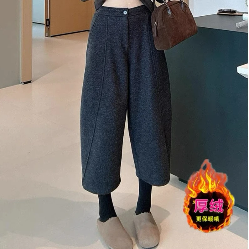 733松弛感毛尼加绒小弯刀九分裤（裤长88左右）