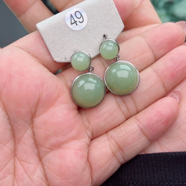 昵***置和田玉银S925镶嵌耳饰