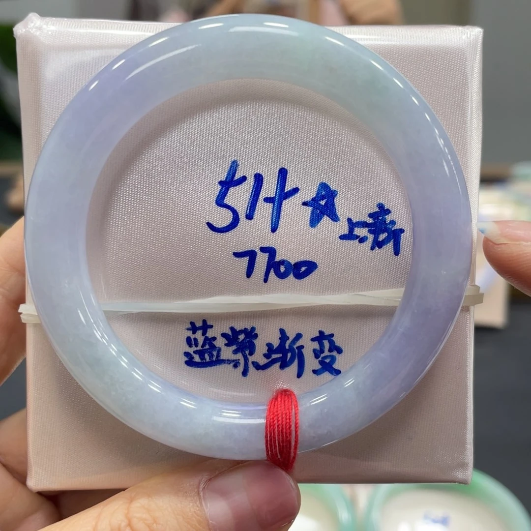 翡翠未镶嵌手镯翡翠