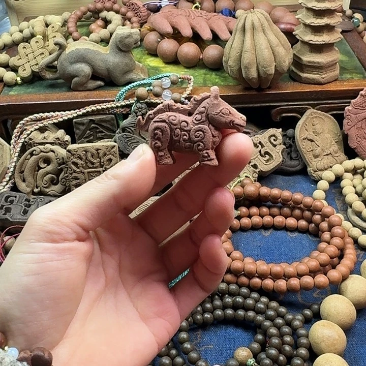 苏和香方小马香牌