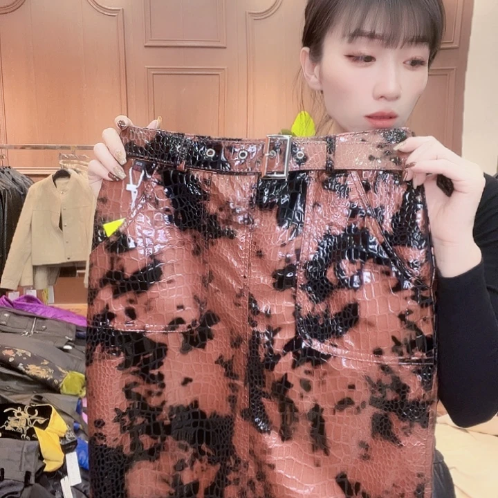 90……100斤皮长裙，