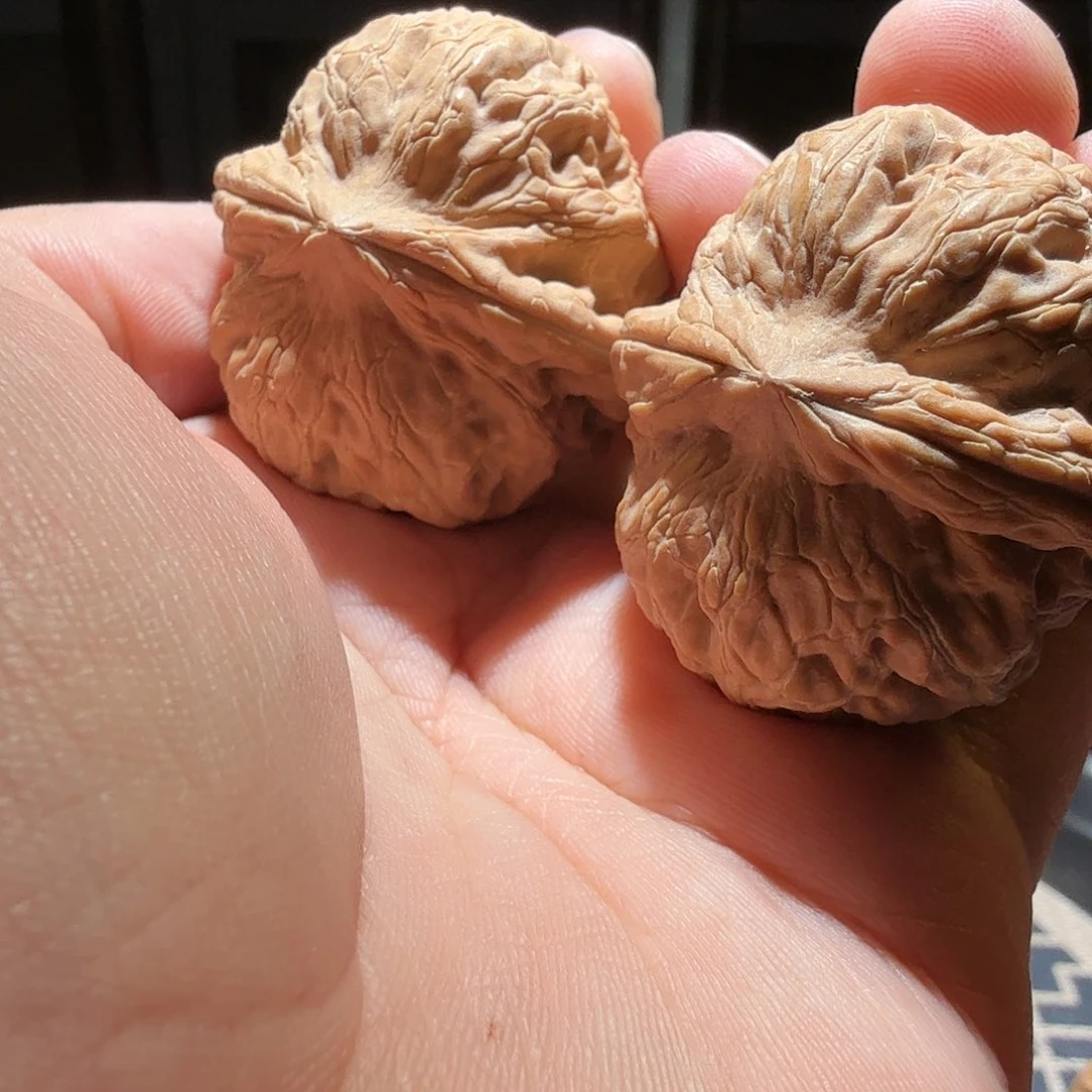 文玩核桃把件元宝