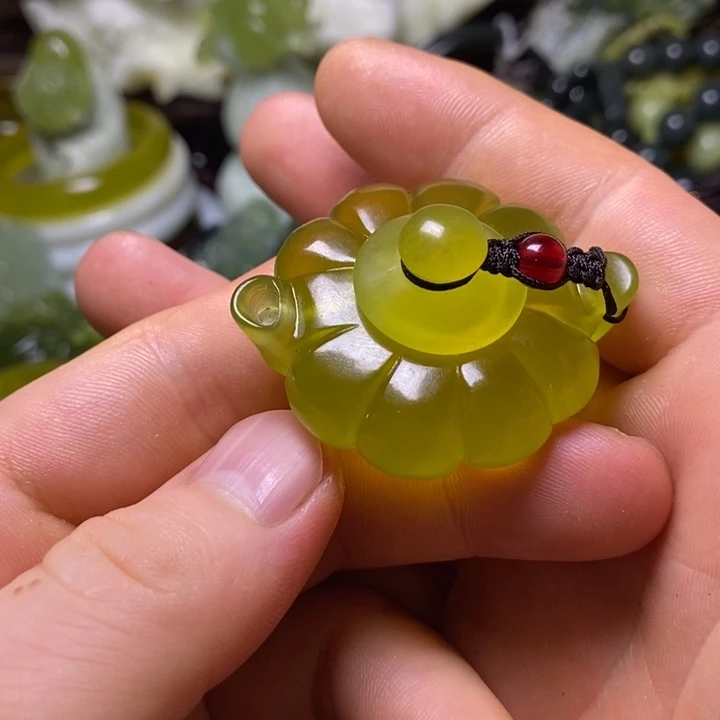 未镶嵌岫玉岫玉颈饰