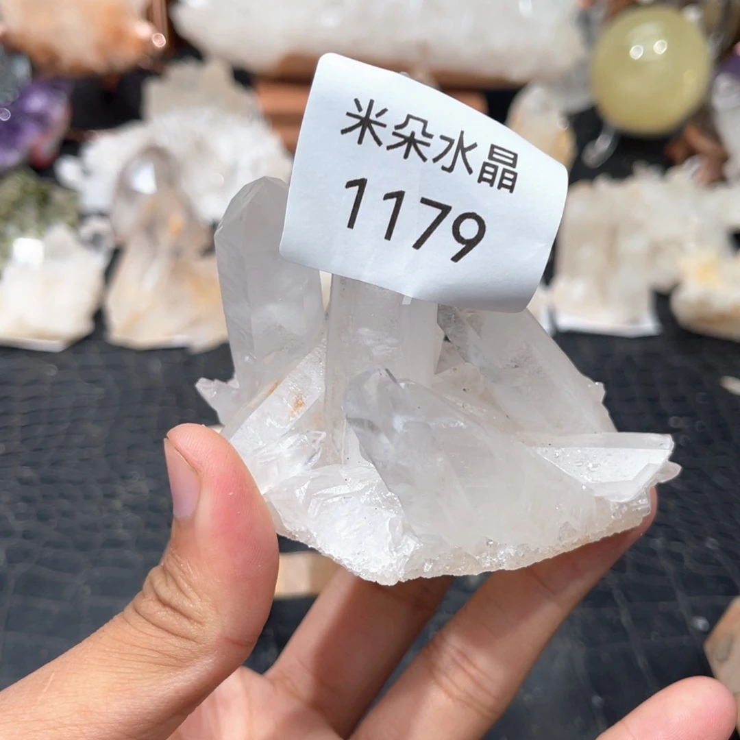 +***+水晶未镶嵌珠宝半成品水晶