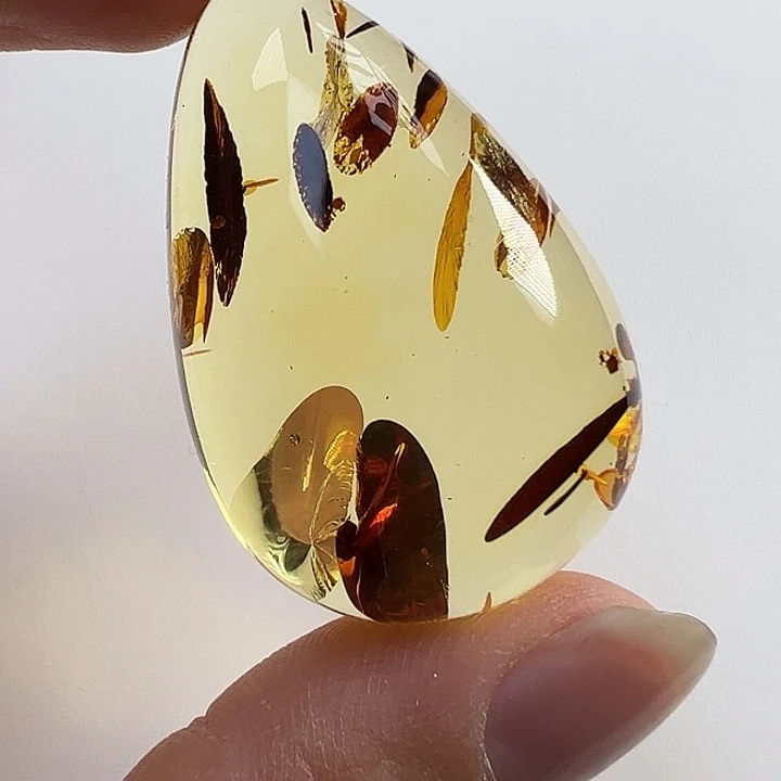 琥珀（花珀）未镶嵌颈饰