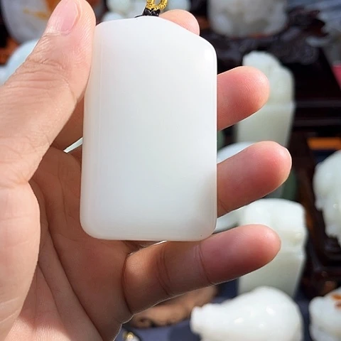 未镶嵌和田玉挂件