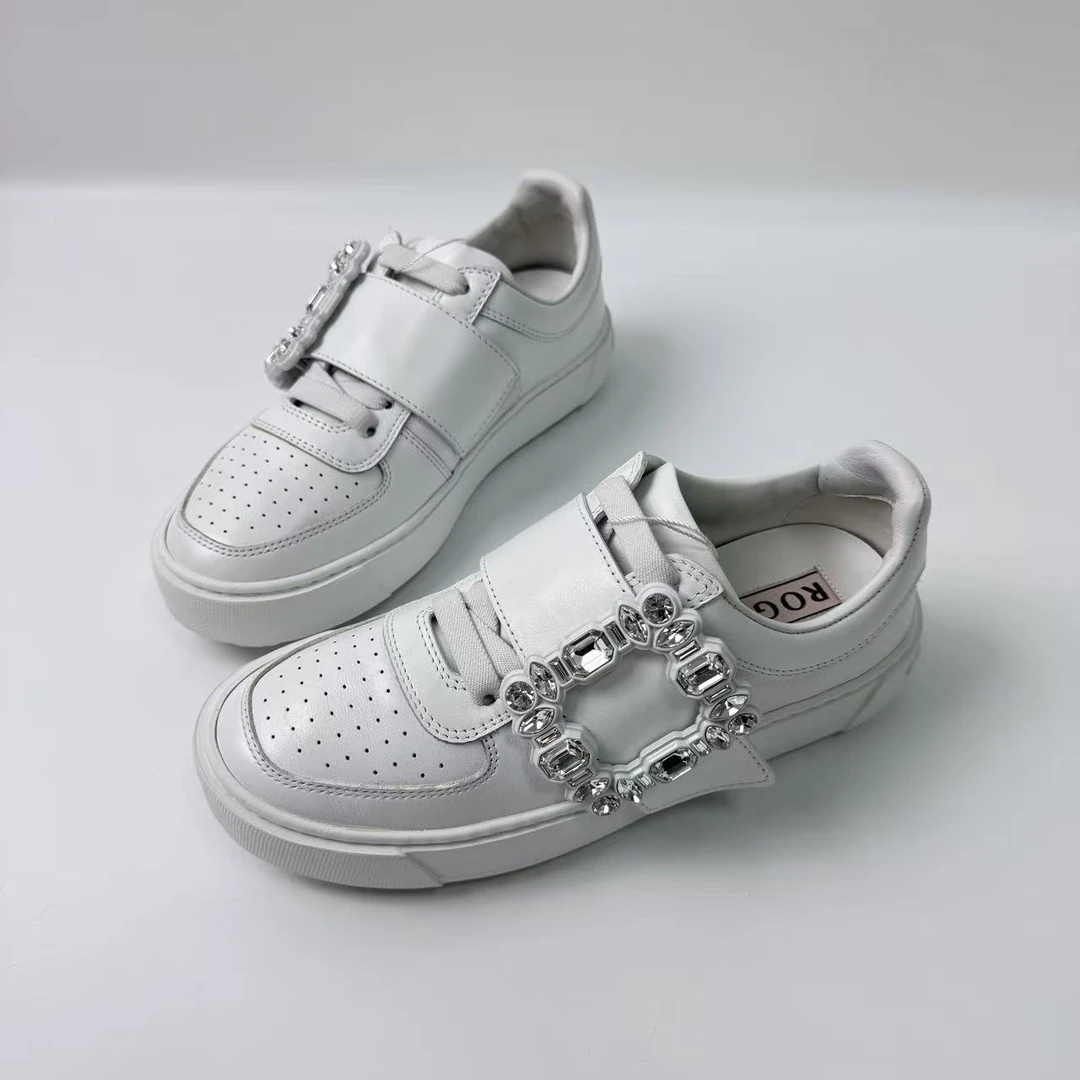 99新 Roger Vivier/罗杰·维威耶 36.5码/白色方扣水钻板鞋1875
